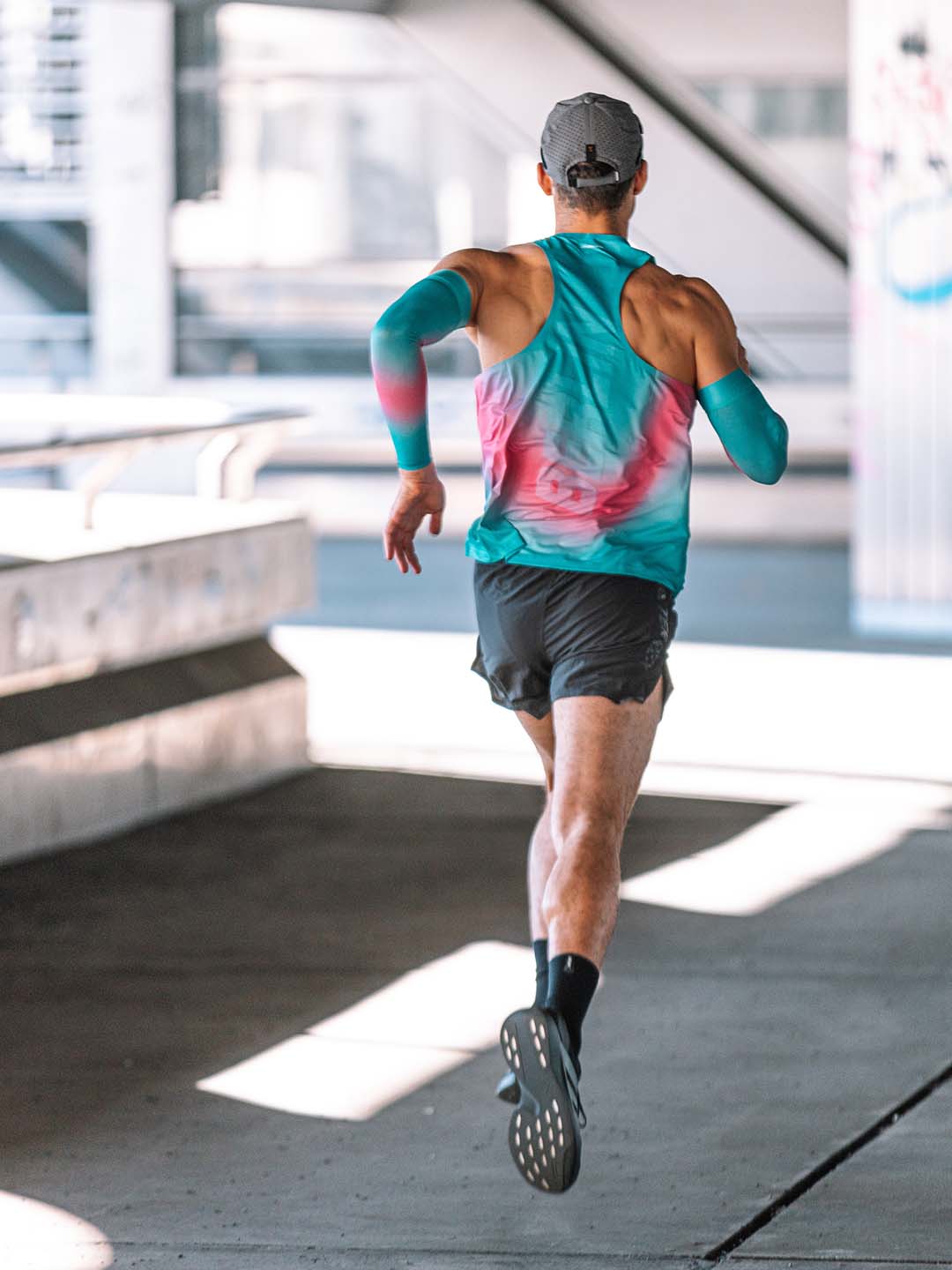 Race Tank (m) – ultraleicht & recycelt